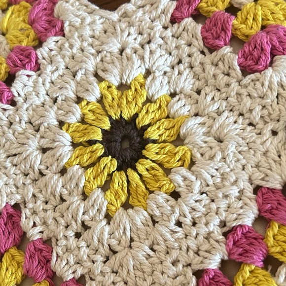 Mini Boho Crochet Purse Handbag with wooden strap handles Never Used - Picture 9 of 10